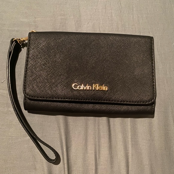 Calvin Klein phone wallet wrislet - Picture 1 of 2